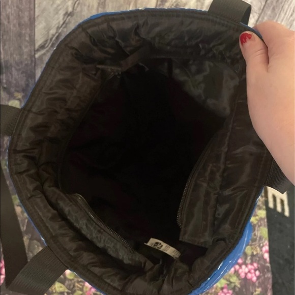 VERY HARD to find UNIQLO Star Wars Collaboration X-Wing Tote Bag - Picture 7 of 9